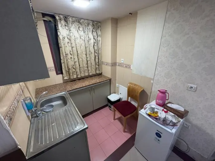 مسافرخانه زمانی - واحد 101