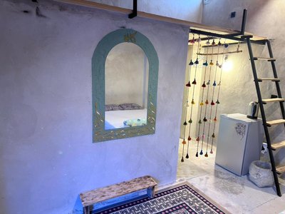 بومگردی کاژه - واحد مکرمه