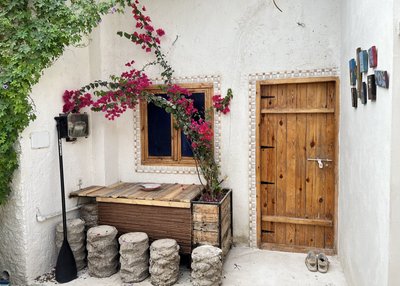 بومگردی کاژه - واحد استرینگ آرت