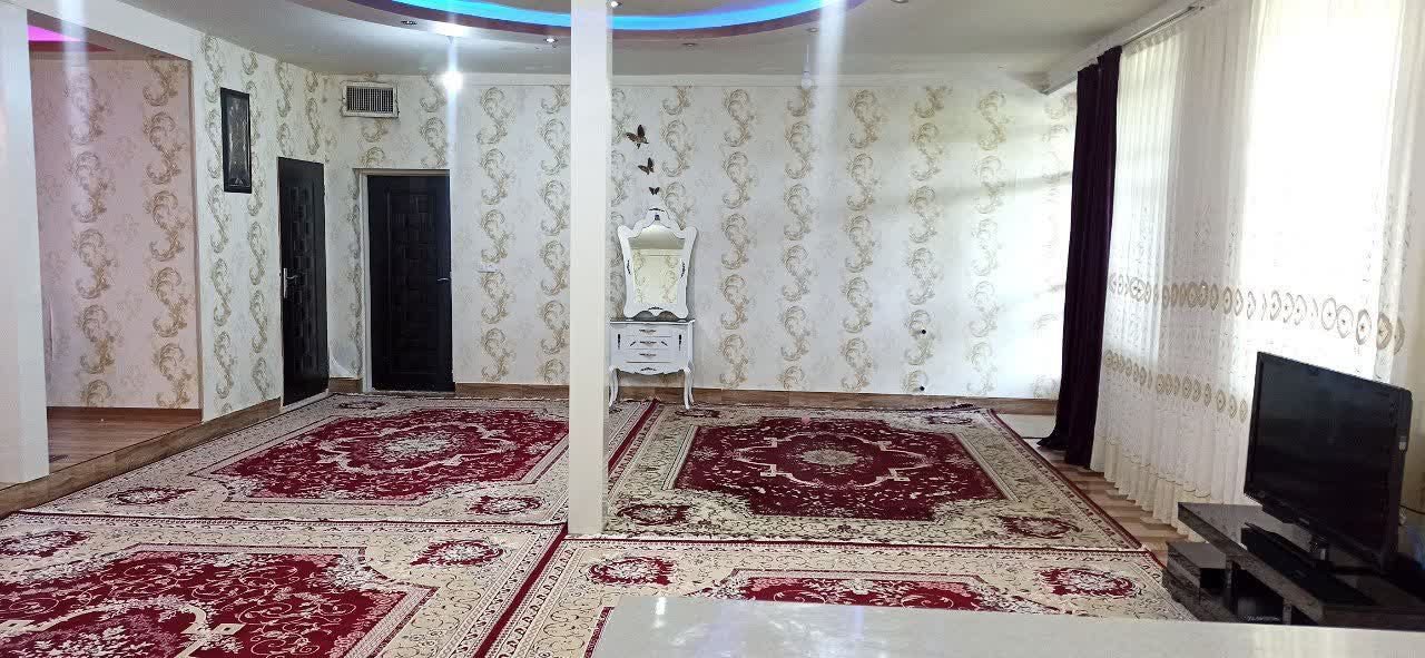 ویلا یک خوابه باغ کهمان - حال پذیرایی 