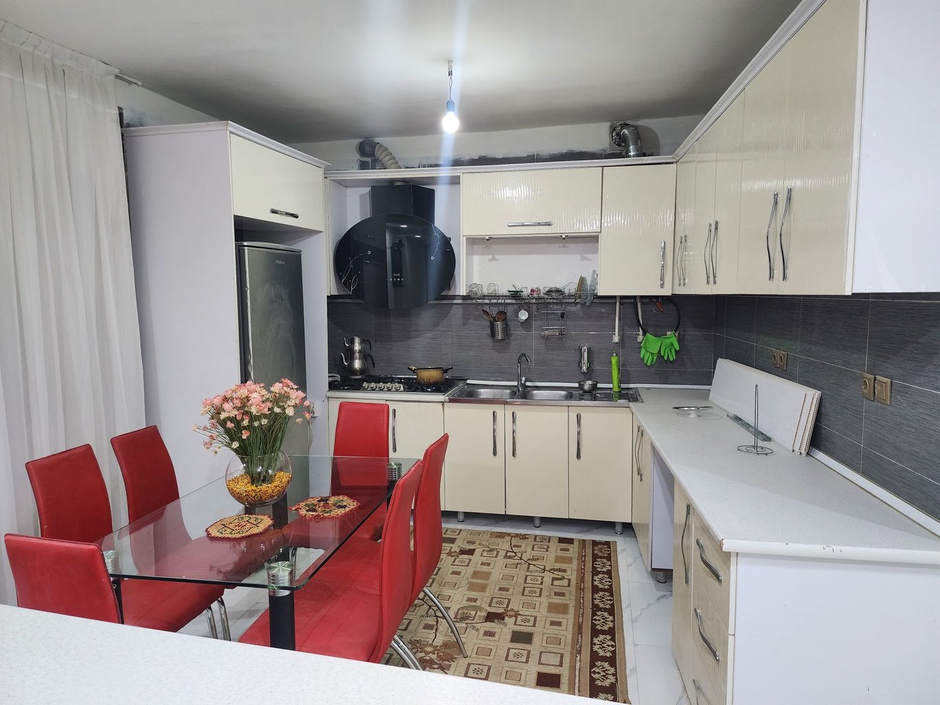 یک خوابه استخردار آبگرم قصرسفید