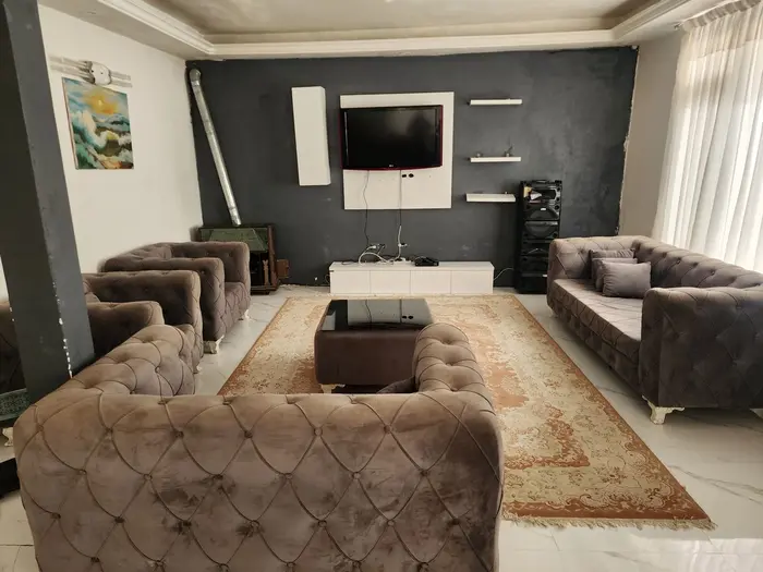 ویلا یک خوابه استخردار آبگرم قصرسفید