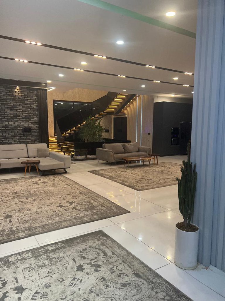 ویلا چهارخوابه استخردار آبگرم عمارت لوتوس