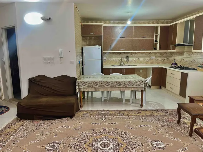 سوئیت دوخوابه گلها 101 - انتخاب عنوان تصویر