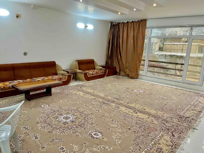 سوئیت دوخوابه گلها 101 - انتخاب عنوان تصویر