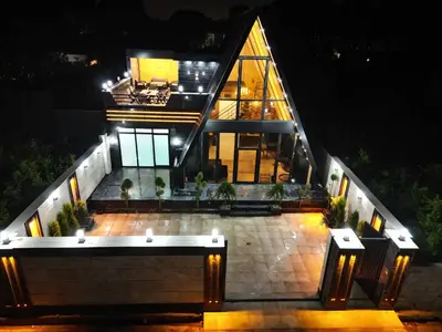 کلبه دوخوابه استخردار آبگرم بلک 1