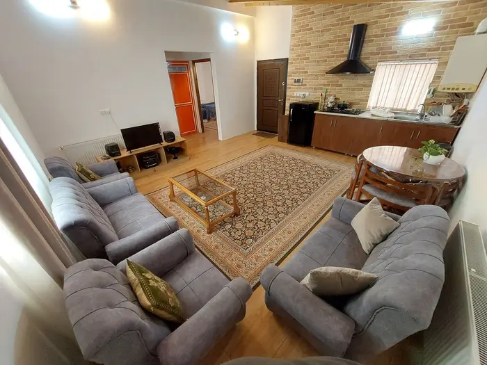 ویلا دوخوابه ساحلی آرامش 1 - نشیمن2