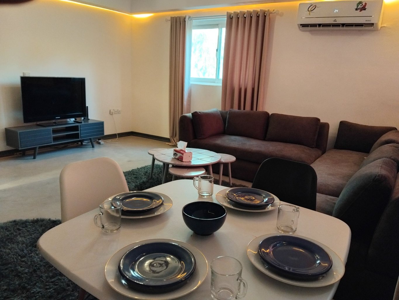 آپارتمان دوخوابه بنان شهرک صدف