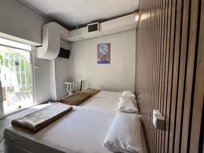 سوئیت فلت اسلامی واحد 206 بلوار کشاورز