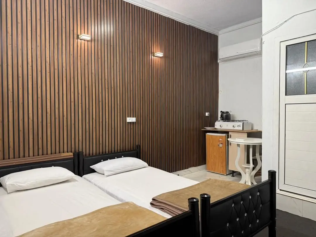 سوئیت فلت اسلانی ۱۰۳ کشاورز