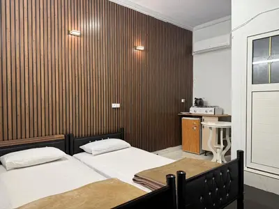 سوئیت فلت اسلانی ۱۰۳ کشاورز