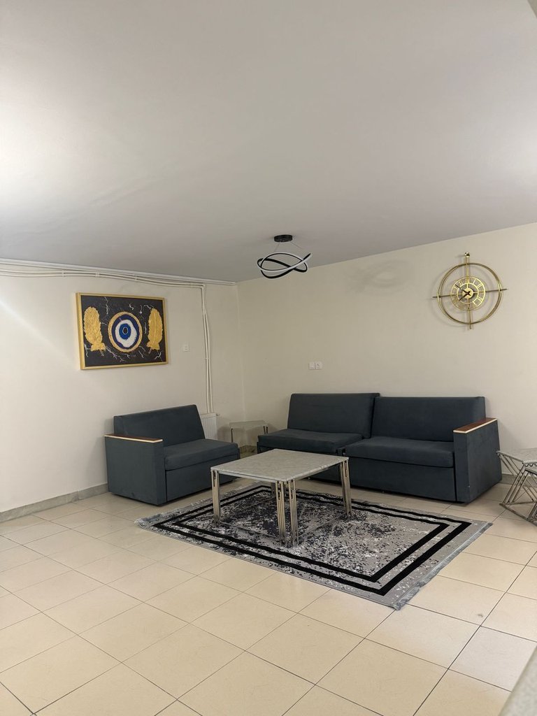 یک خوابه آذر فردوسی