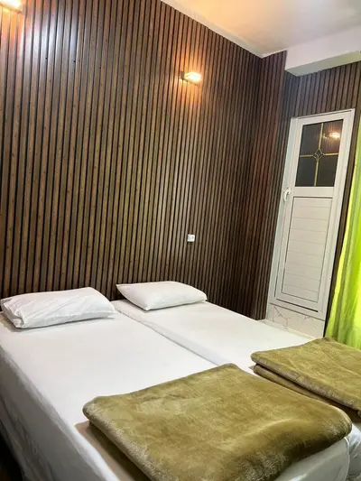 سوئیت فلت اسلامی واحد 302 کشاورز