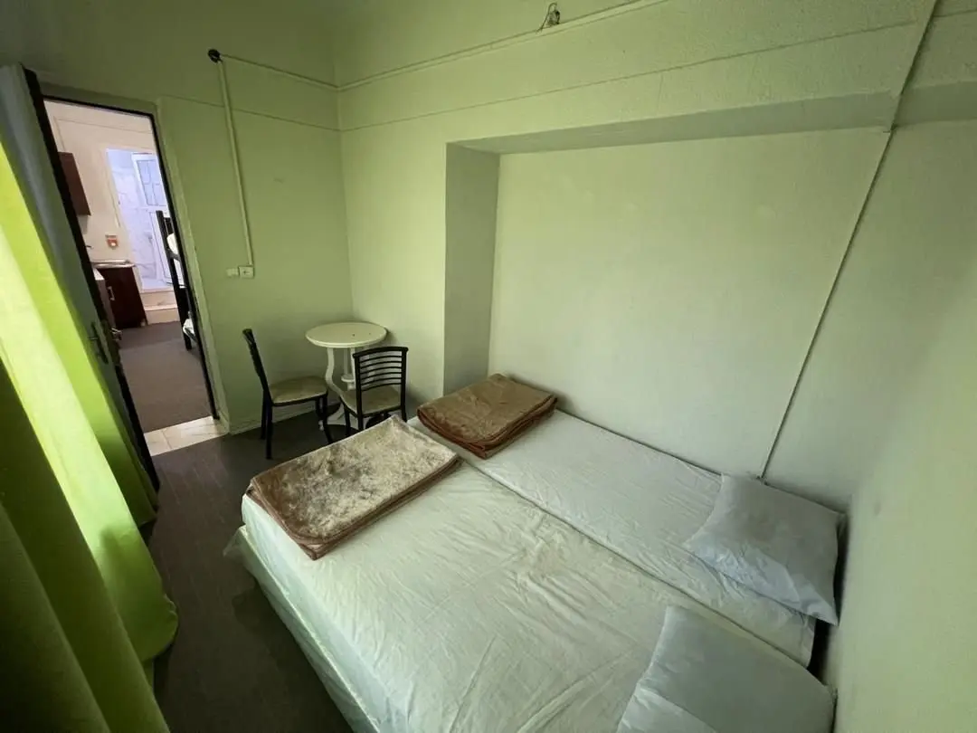 سوئیت فلت اسلامی واحد ۳۰۴ کشاورز