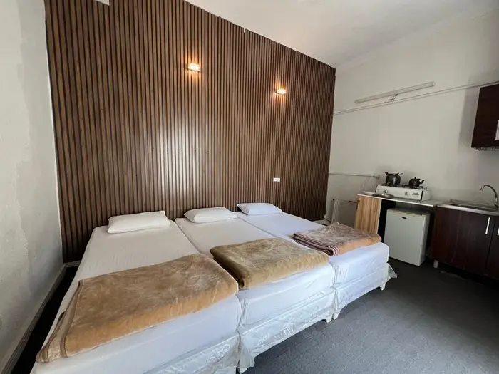 سوئیت فلت اسلامی واحد 206 بلوار کشاورز