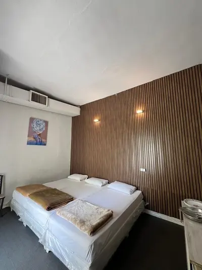 سوئیت فلت اسلامی واحد 206 بلوار کشاورز