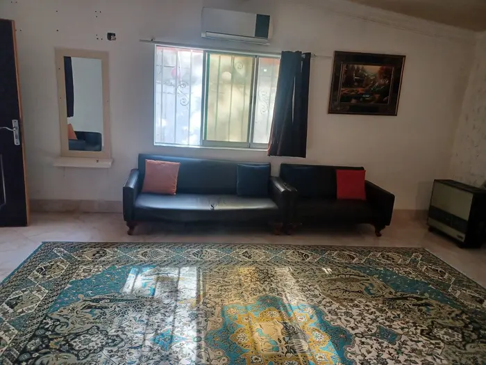 یک خوابه ساحلی زارع