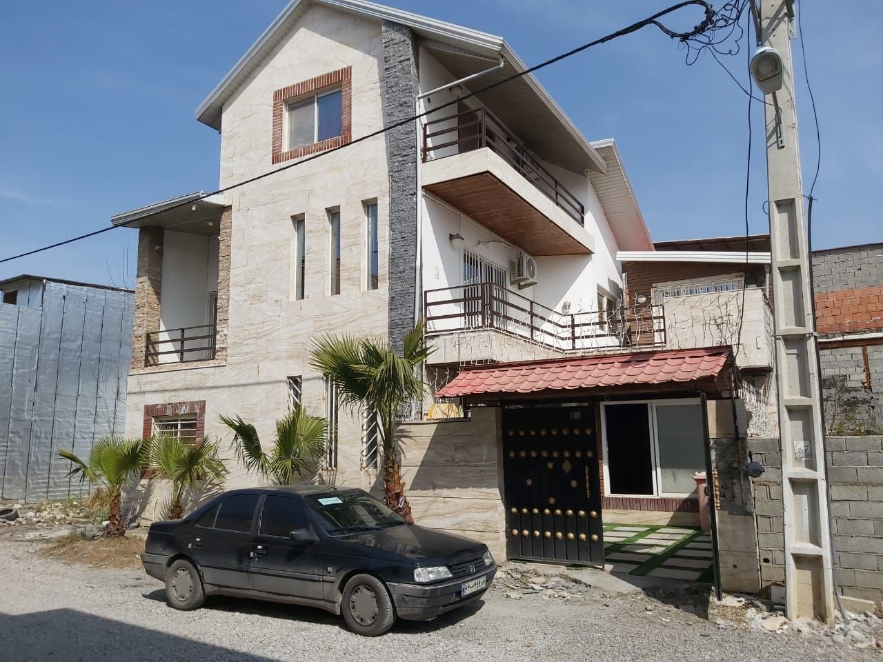 ویلا سه خوابه تریپلکس استخردار باران