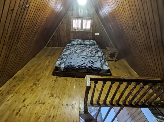 کلبه یک خوابه جنگلی بزچفت توسکا