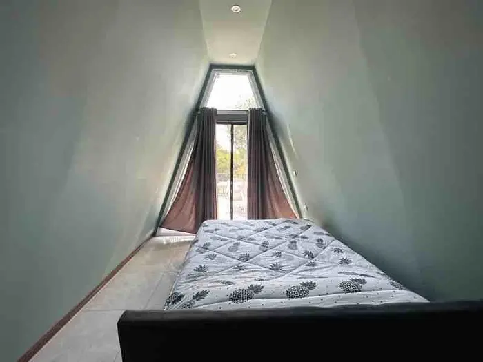 کلبه فلت سوئیسی کاژه - انتخاب عنوان تصویر