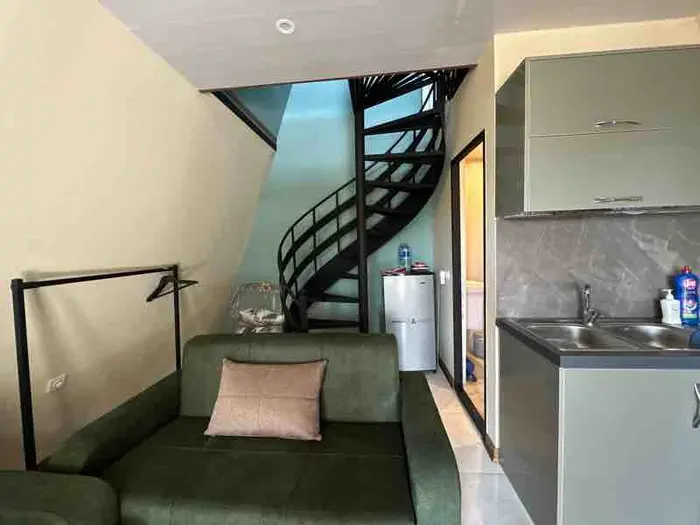 کلبه فلت سوئیسی کاژه - انتخاب عنوان تصویر