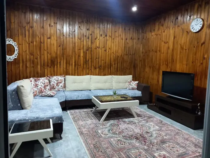 سوئیت فلت جنگلی مرآتی - پذیرایی