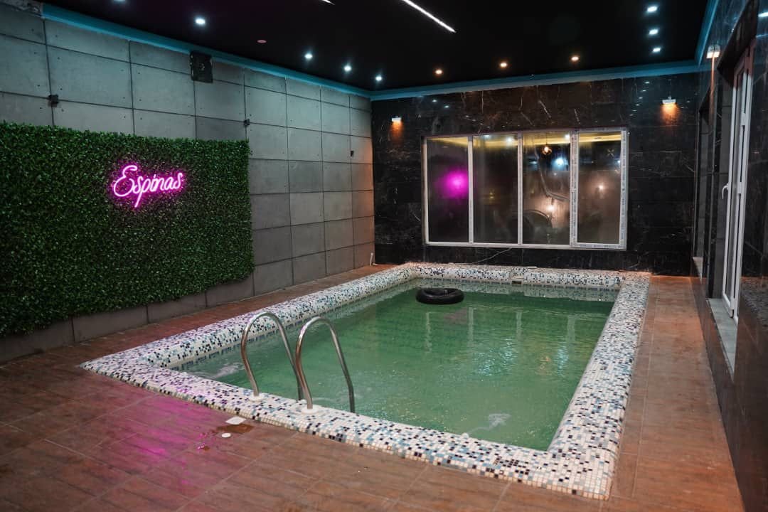 سه خوابه استخردار آبگرم اسپیناس 1