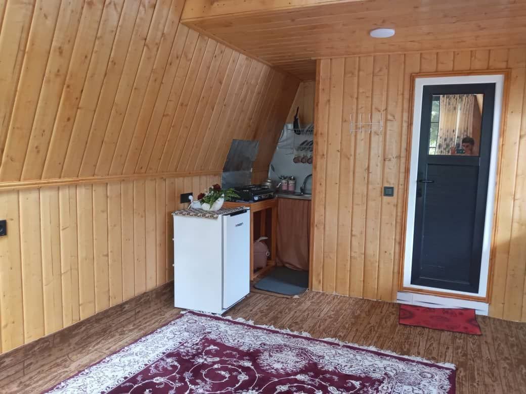 کلبه یک خوابه سوئیسی آرامش 8