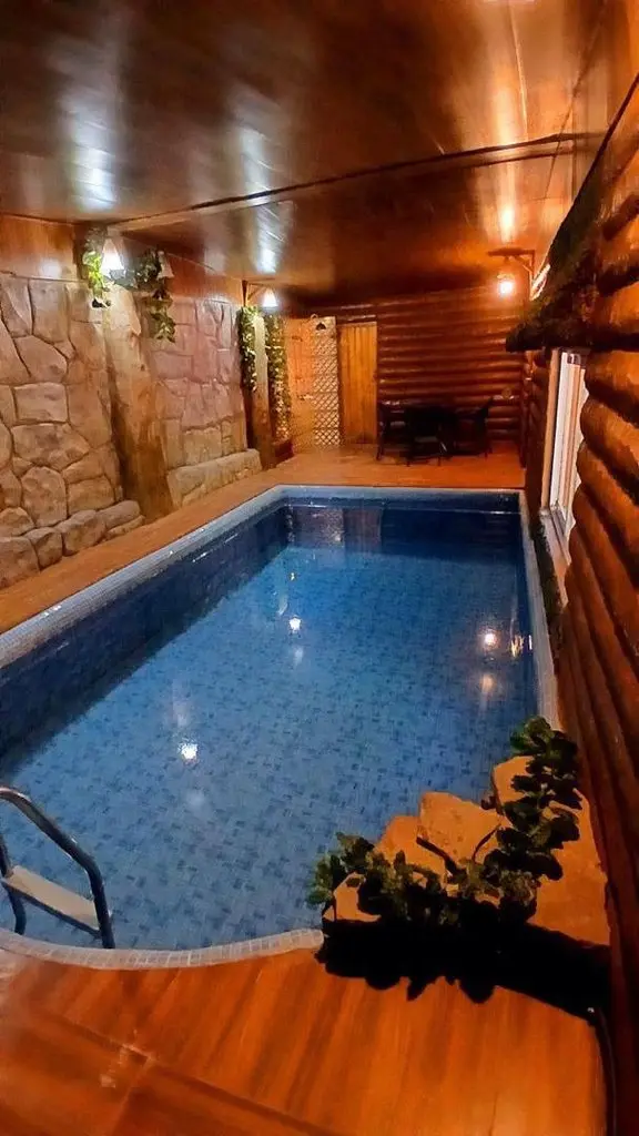 کلبه یک خوابه تریپلکس استخردار آبگرم جبلی