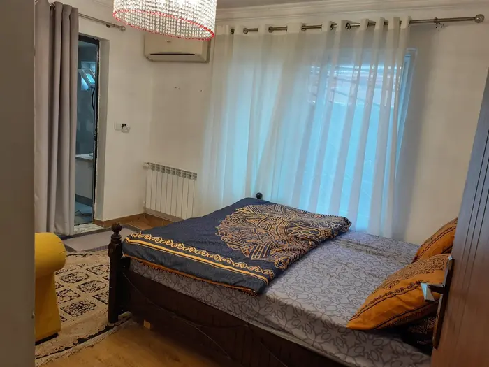 دوخوابه استخردار جنگلی کنجه