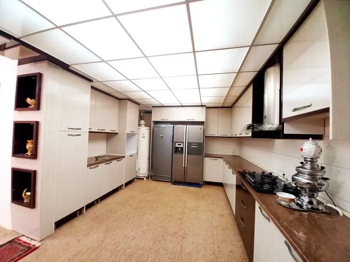 یک خوابه راویار - آشپزخانه