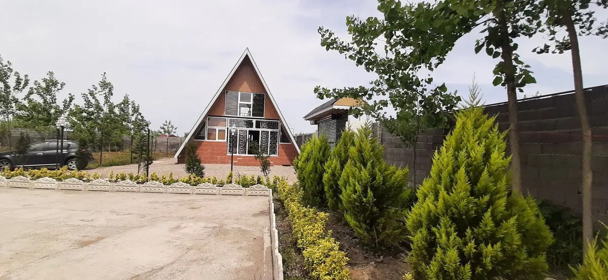 کلبه دوخوابه سوئیسی کیارش