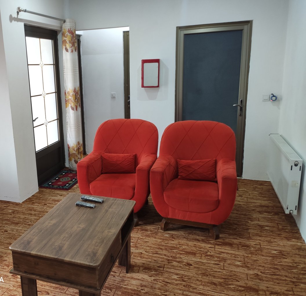 ویلا یک خوابه استخردار آبگرم طاها