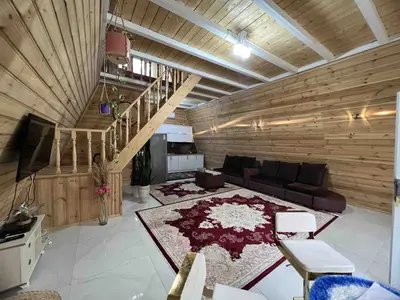 کلبه یک خوابه سوئیسی لب رودخانه فرسام