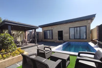 ویلا دوخوابه استخردار آبگرم آروین 2