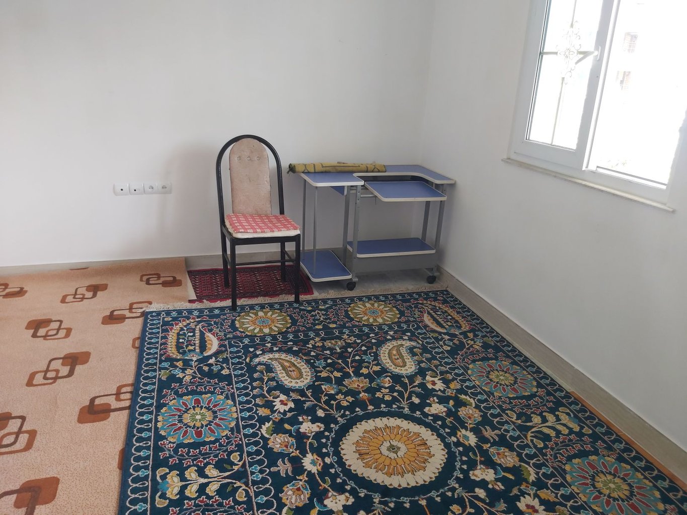 ویلا یک خوابه جنگلی نوریزاد