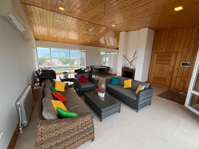 آپارتمان دوخوابه پنت هاووس مزرعه سبز