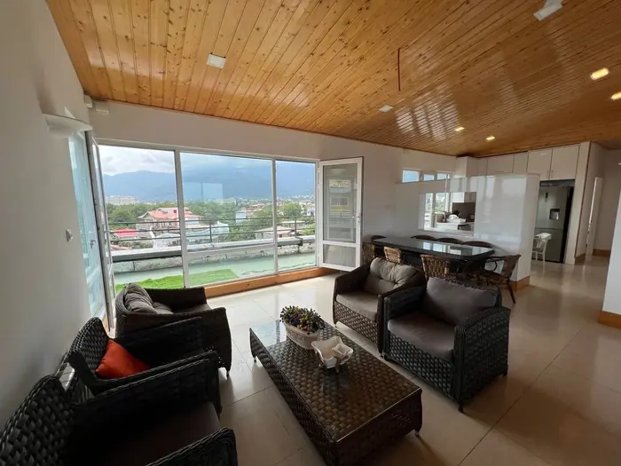 آپارتمان دوخوابه پنت هاووس مزرعه سبز