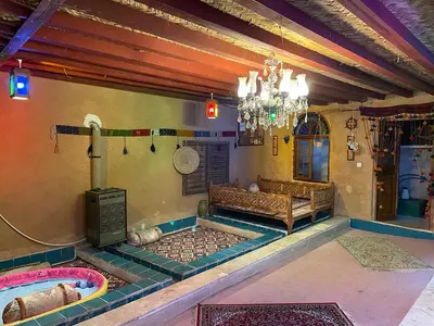 بومگردی شوریده - واحد میگو