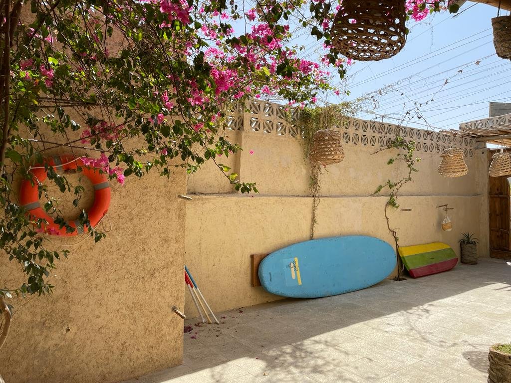 پرویز امینی - واحد کالینگ