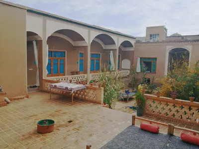 بومگردی سرای آقا محمد - واحد دوتخته رازیانه