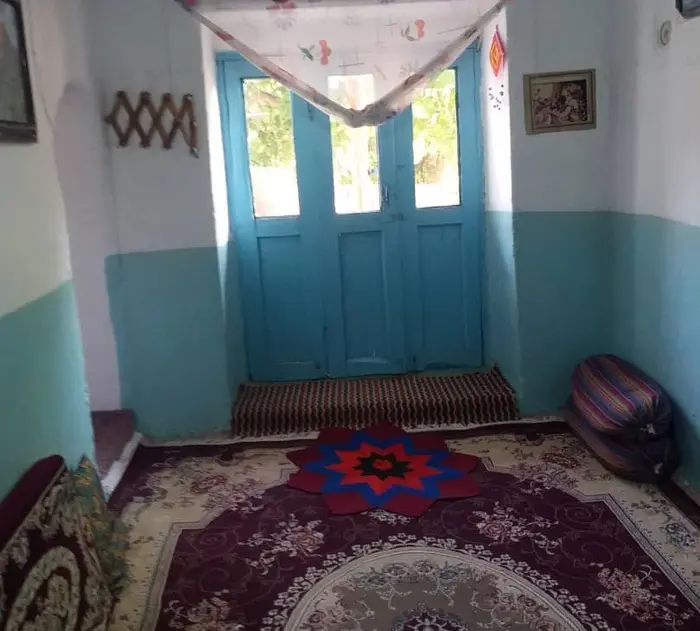 بوم گردی درسچین - واحد 2