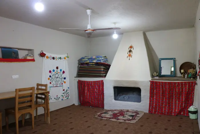 بوم گردی سرخدار سیاه رودبار - واحد امید - داخلی