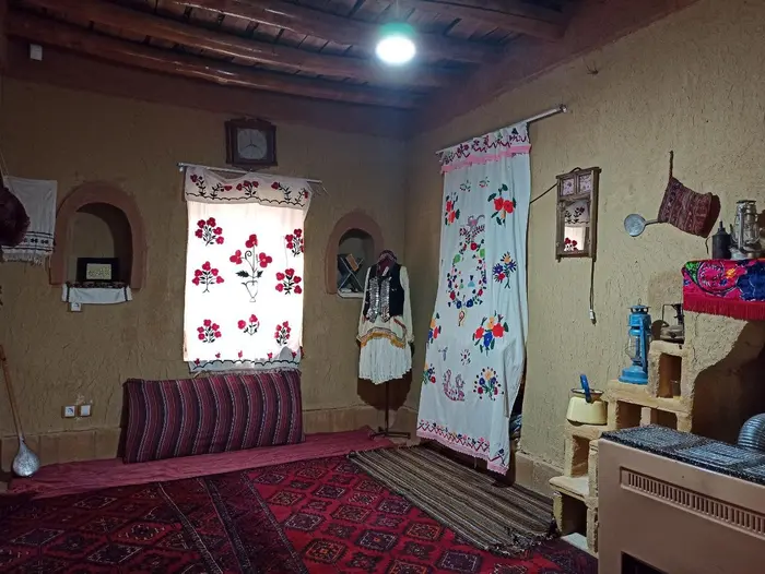 بوم گردی وارگه امیدیه - واحد تاریخی - داخلی