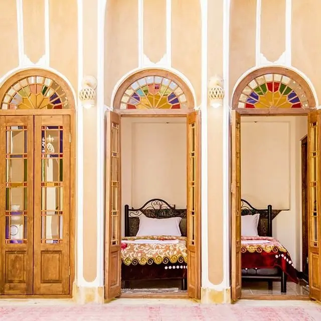 بوم گردی تاج الملوک - واحد شقایق - اتاق