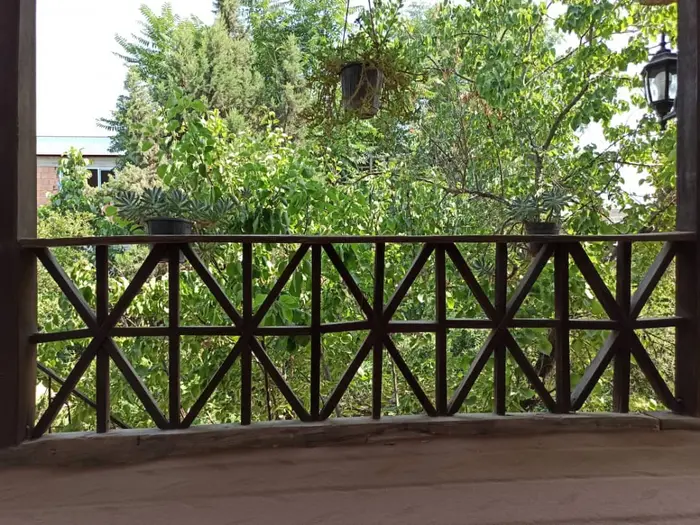 بوم گردی چشمه سعدی - واحد ۲ - بالکن