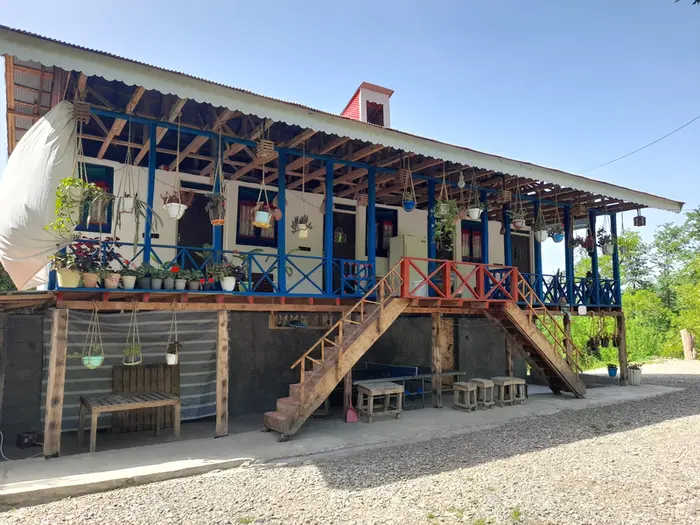 بوم گردی عطارد - واحد 1 - نمای بیرون