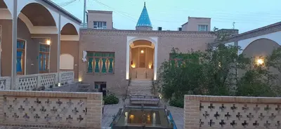 بومگردی سرای آقا محمد - واحد بهارنارنج