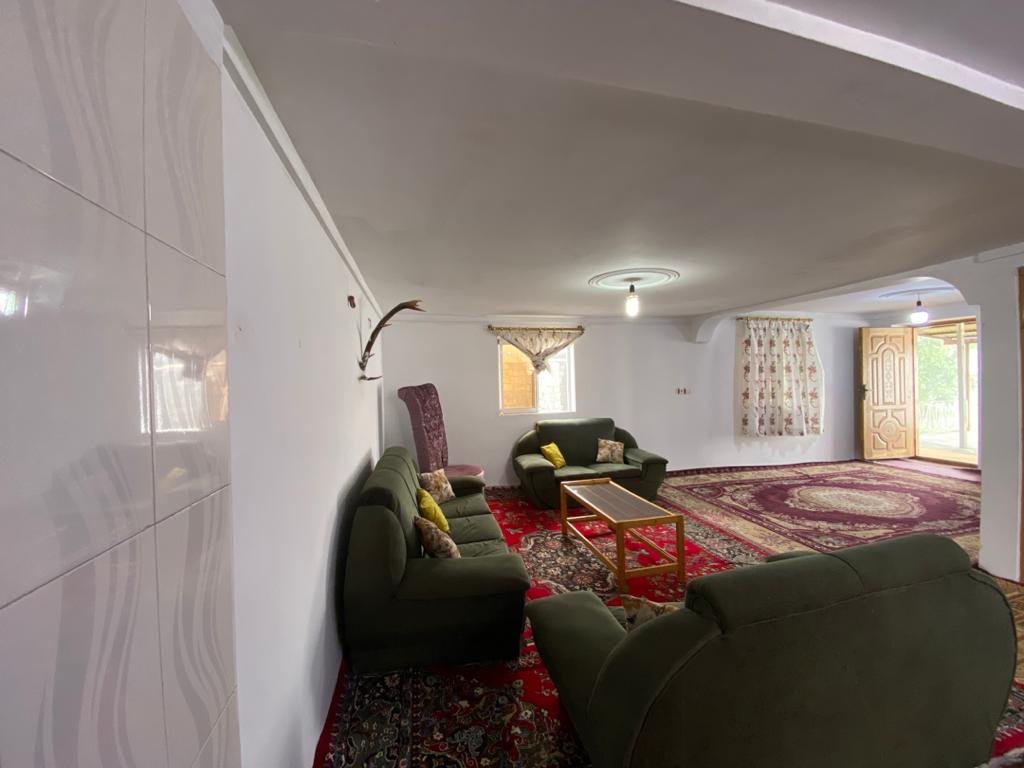 یک خوابه مصدق فیلبند - نشیمن