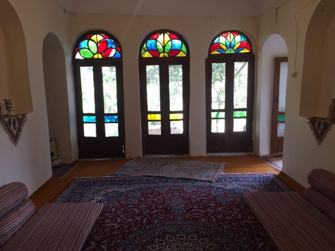 خوش نشین - اتاق دو - داخلی